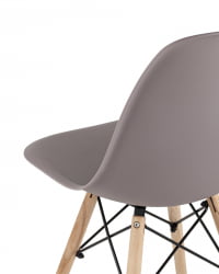 Стул Eames Style DSW темно-бежевый (разборный каркас)