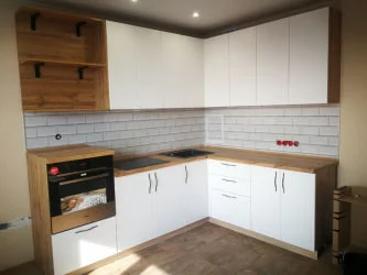 Глянцевый фартук (КОМПОЗИТ) KM 10 Белый