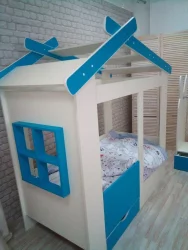 Кровать-домик Теремок с ящиком и ступенькой Белая-Лазурь