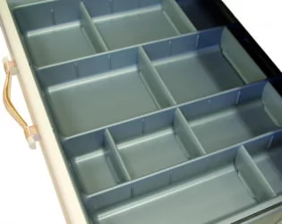 Стол с 3 ящиками (метабоксы) Милана 23.66 Сосна Астрид/Ваниль