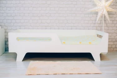 Кроватка для новорожденных Бэби Белый