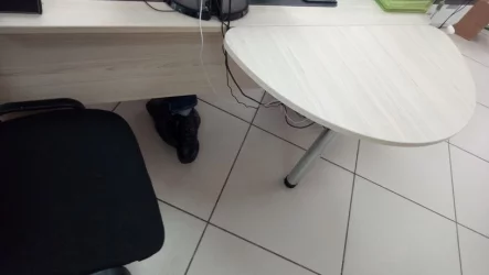 Приставка-полукруг для двух угловых столов Glassy 2.20 Туя