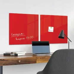 Доска магнитно-маркерная стеклянная BRAUBERG 45х45 см Красная