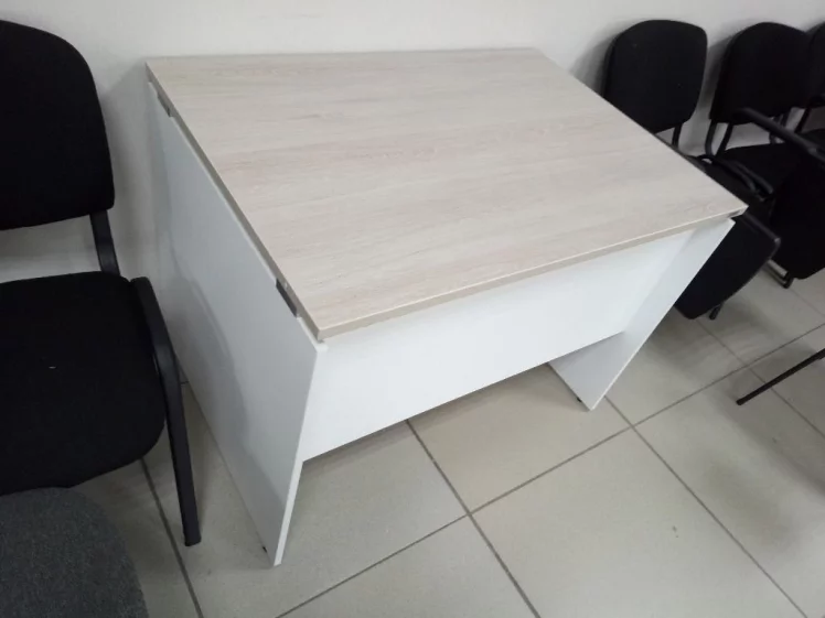 Стол прямой Deka ЛДСП каркас 75.07.12 Дуб Сантана светлый/Белый_2