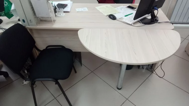 Приставка-полукруг для двух угловых столов Glassy 2.20 Туя_3