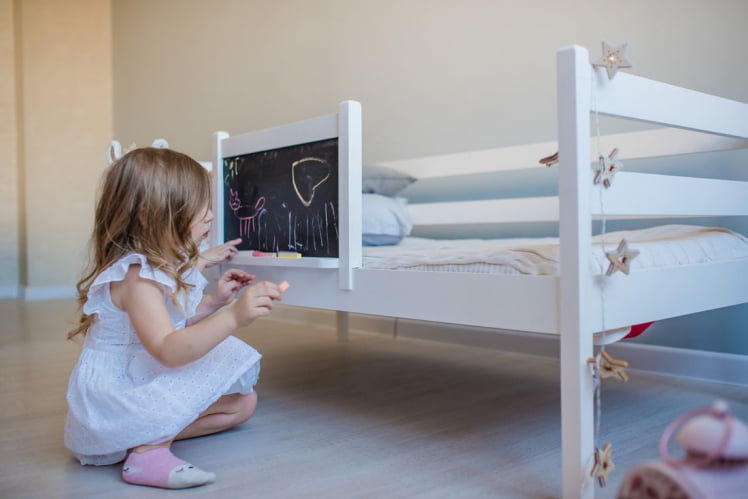 Съемный борт с грифельной доской RooRoom VK-5 Белый_3