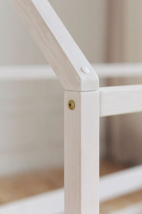 Кровать-домик в колерованном масле_6