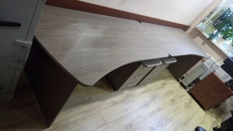 Стол эргономичный Glassy 1.12.16Л Дуб Верцаска_2