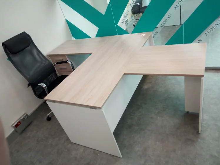 Кресло руководителя Бюрократ KB-9N/DG/TW-12 Серый TW-01 TW-11_15