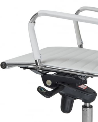 Офисное кресло для руководителей ДОБРИН CЛАРК (белый) 2 шт / DOBRIN CLARK_2