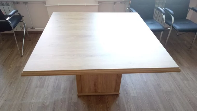 Конференц-стол RCT 1212 Дуб Девон_1