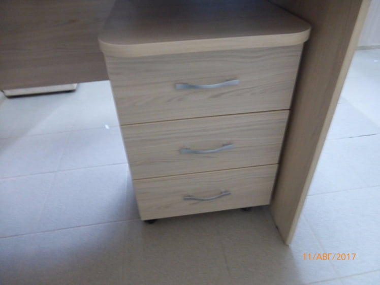 Тумба подкатная Glassy 3.14.10 Дуб молочный_1